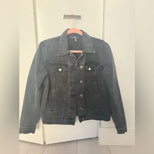 PrettyLittle Thing Denim Jacket